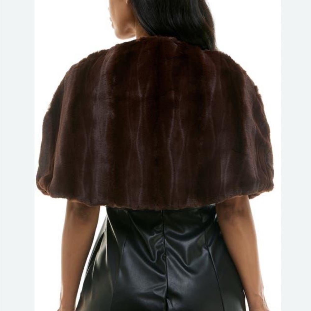 NWT Size L Brown Designer Nina Leonard Faux Fur Caplet